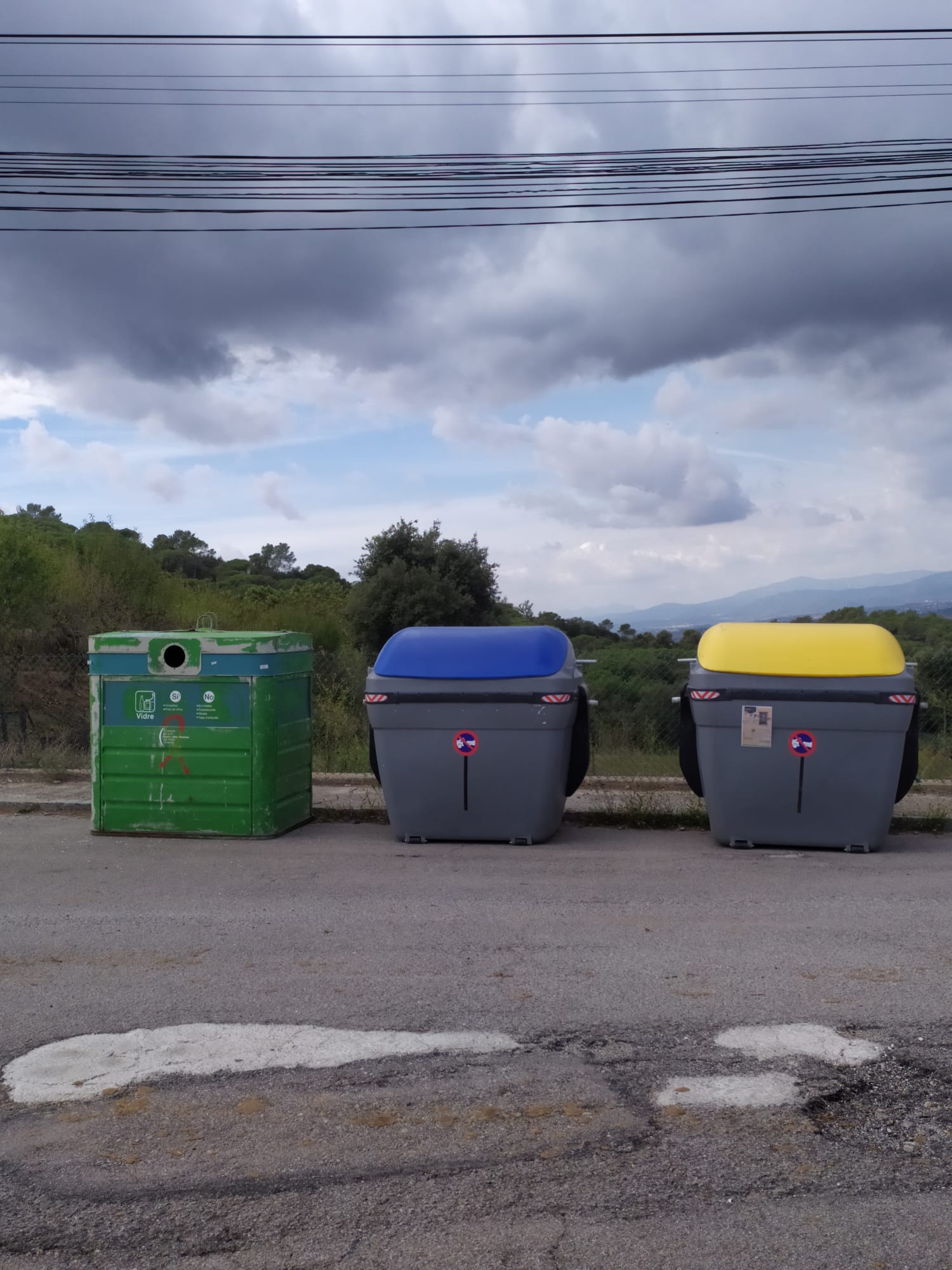 Es reubiquen els contenidors de Sant Carles per donar servei al veïnat de la Roca del Vallès