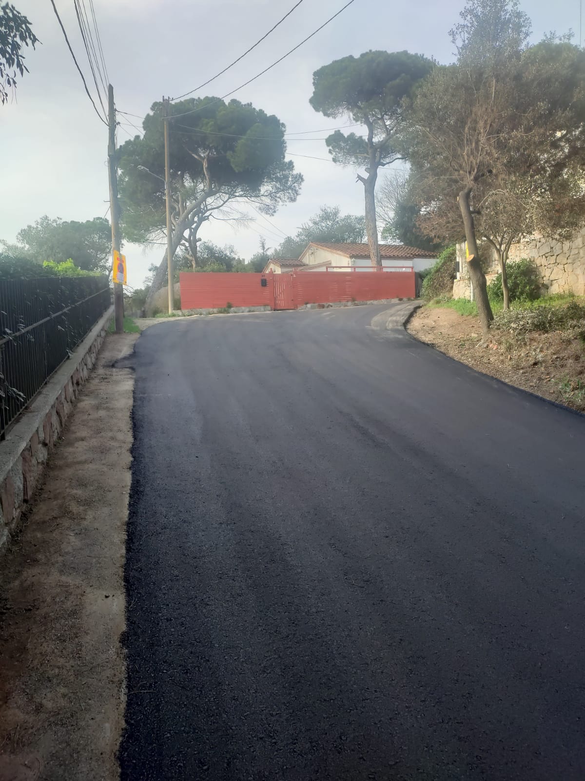 En marxa els treballs per millorar l'asfaltat de diversos carrers