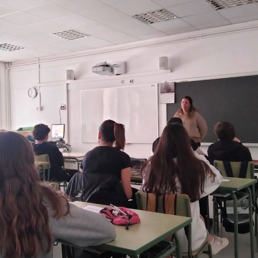 L'Ajuntament i l'Institut de la Roca del Vallès organitzen tallers per formar al jovent en drogues, addiccions, pantalles, gènere i relacions sexo-afectives
