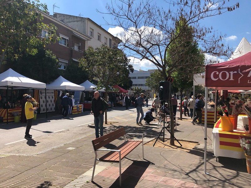 La Roca obre el termini per sol·licitar una parada de venda de roses per Sant Jordi 2026